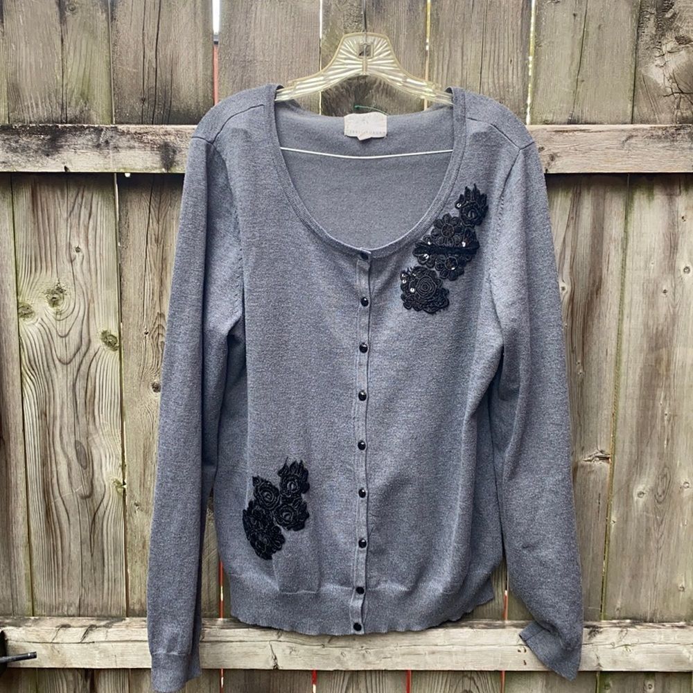 Debbie Morgan cardigan sz. XL